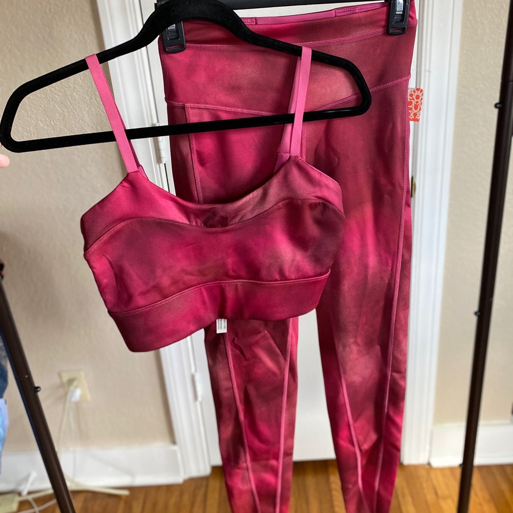 NWT | Free People | Beat the Heat Bra & Leggings Set